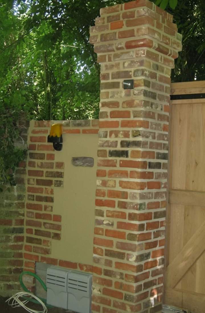 Pilier en brique Calvados