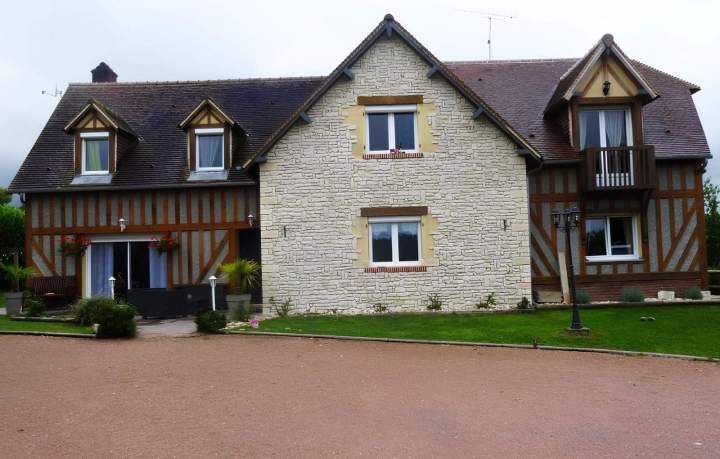 Rénovation façades et pose de fenêtres Calvados